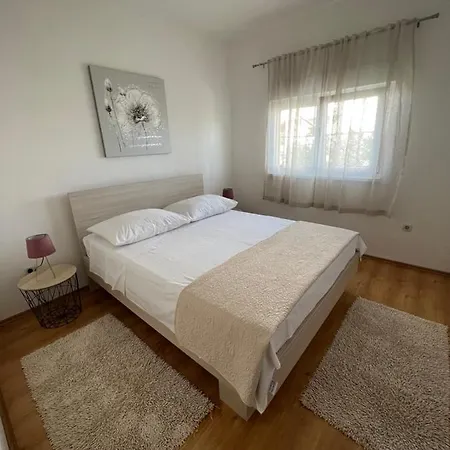 Burcul Apartman