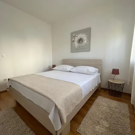 Apartment Burcul *
