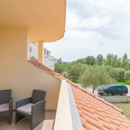 Burcul Apartment