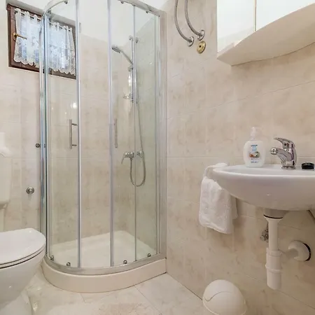 Burcul Apartment
